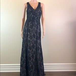 Aidan Mattox black lace and sequin gown Size 2